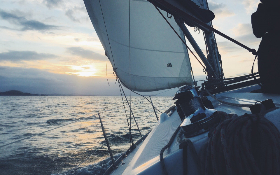 Segelschiff auf dem Meer